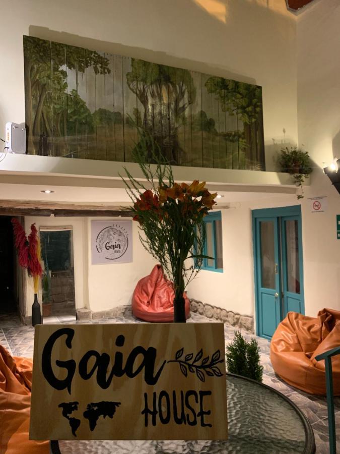 Gaia House Hostel กุสโก ภายนอก รูปภาพ